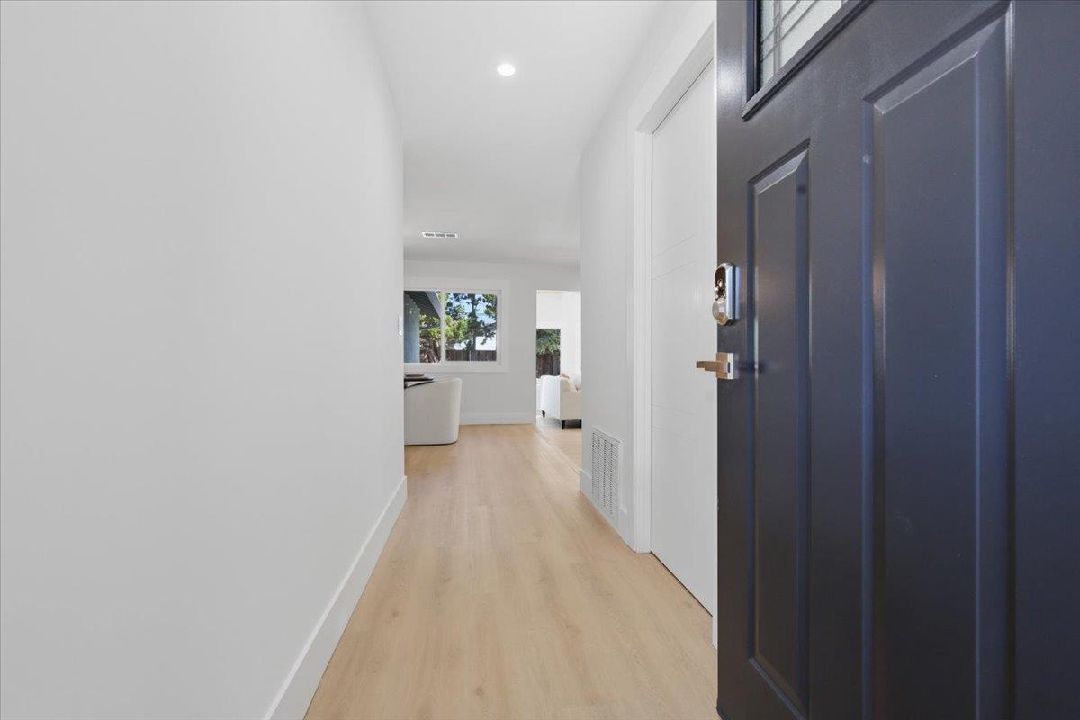 Detail Gallery Image 10 of 40 For 1393 Annapolis Way, San Jose,  CA 95118 - 4 Beds | 2 Baths