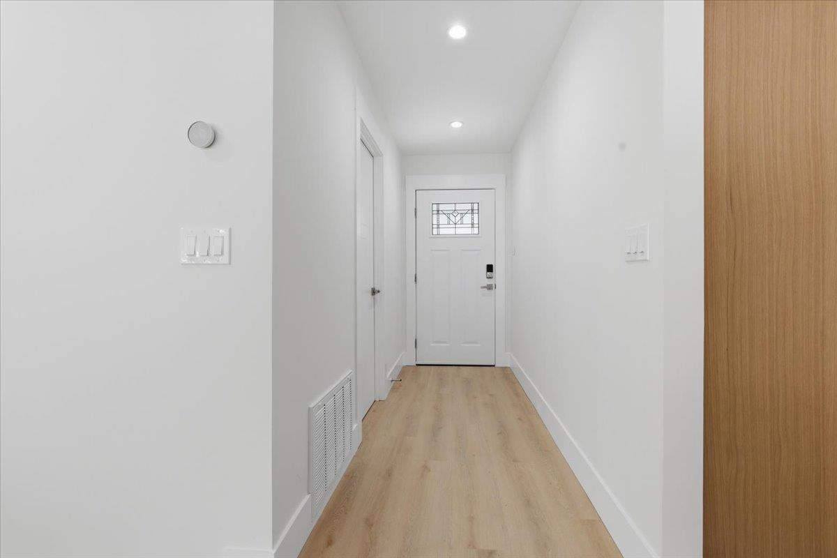 Detail Gallery Image 11 of 40 For 1393 Annapolis Way, San Jose,  CA 95118 - 4 Beds | 2 Baths