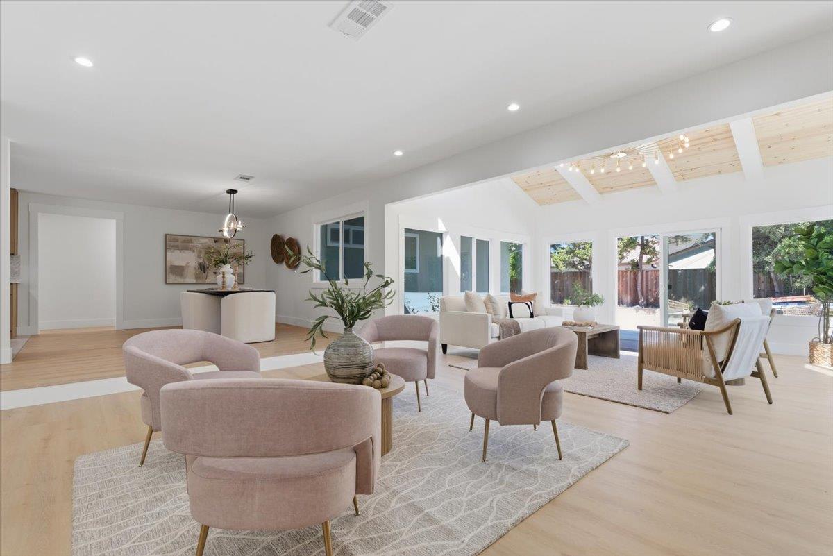 Detail Gallery Image 12 of 40 For 1393 Annapolis Way, San Jose,  CA 95118 - 4 Beds | 2 Baths