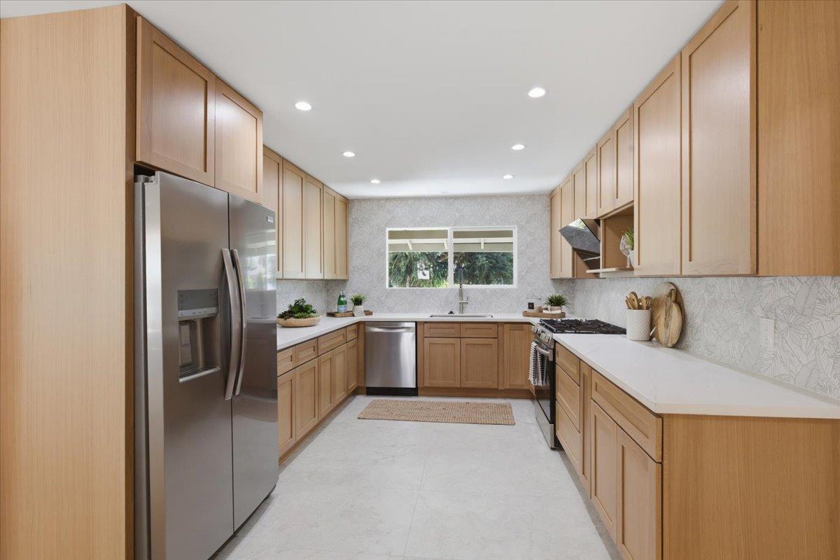 Detail Gallery Image 25 of 40 For 1393 Annapolis Way, San Jose,  CA 95118 - 4 Beds | 2 Baths