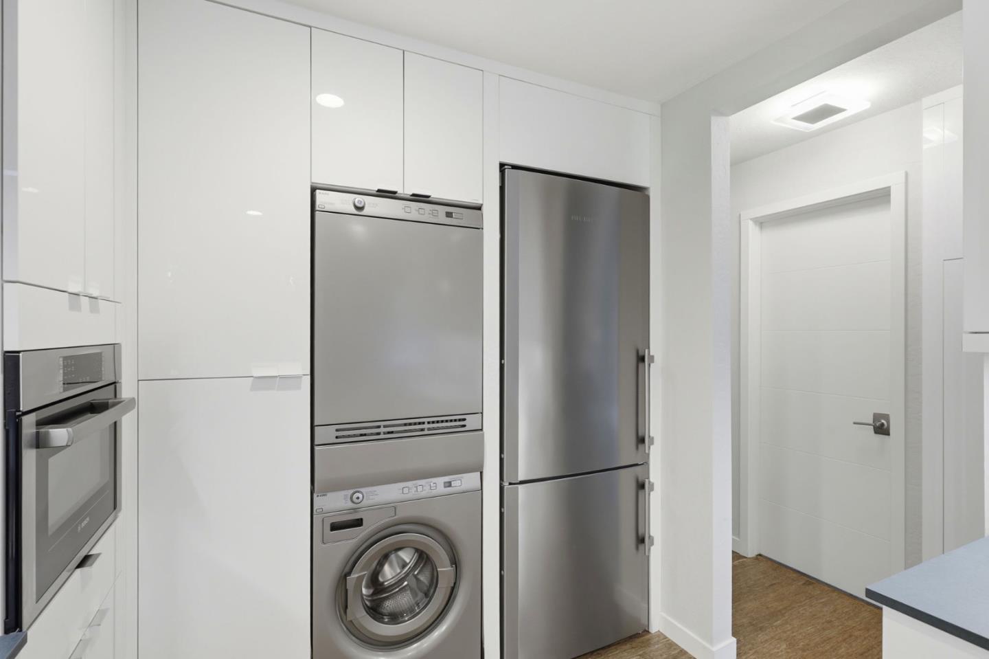 Detail Gallery Image 12 of 26 For 152 Castillion Ter, Santa Cruz,  CA 95060 - 2 Beds | 1 Baths