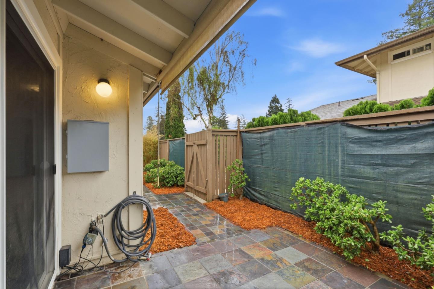 Detail Gallery Image 25 of 26 For 152 Castillion Ter, Santa Cruz,  CA 95060 - 2 Beds | 1 Baths