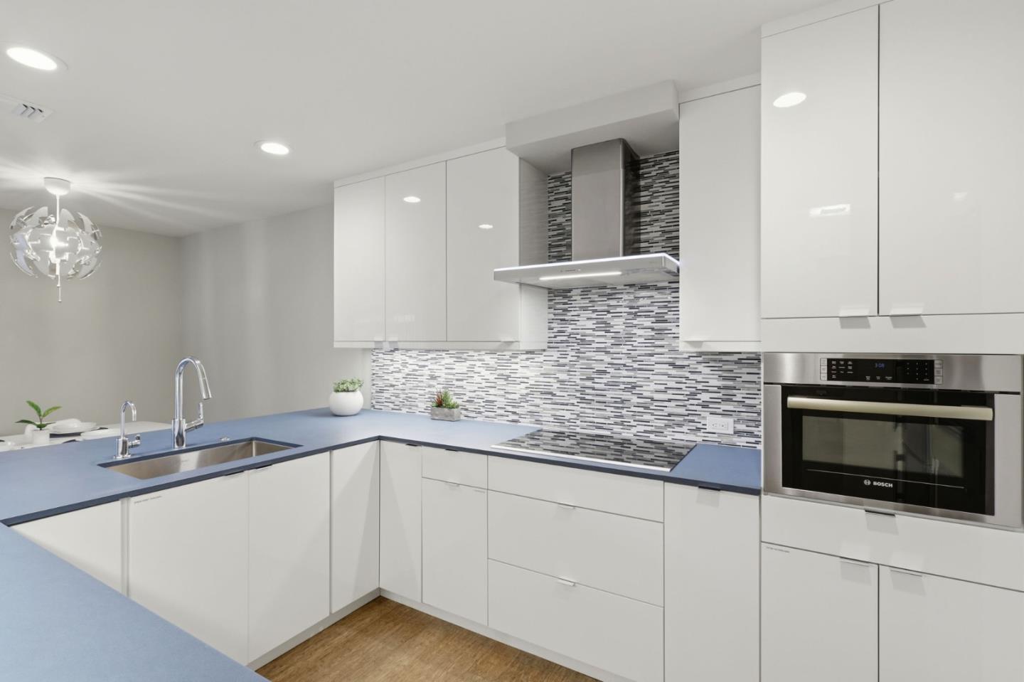 Detail Gallery Image 9 of 26 For 152 Castillion Ter, Santa Cruz,  CA 95060 - 2 Beds | 1 Baths