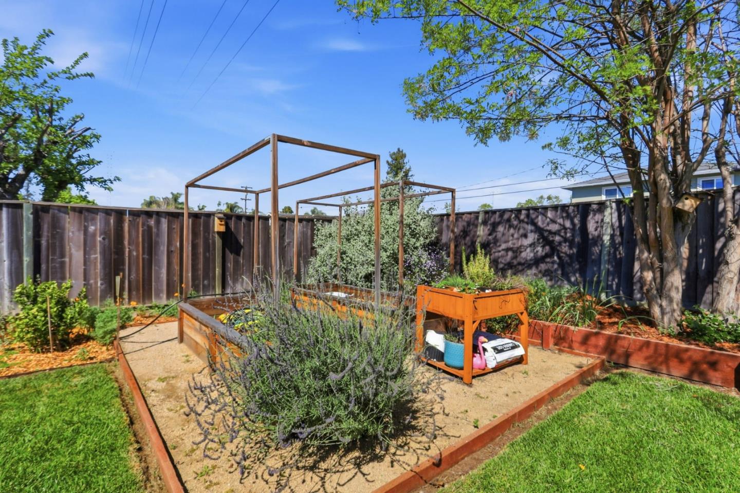 Detail Gallery Image 37 of 38 For 3960 Paladin Dr, San Jose,  CA 95124 - 3 Beds | 2 Baths