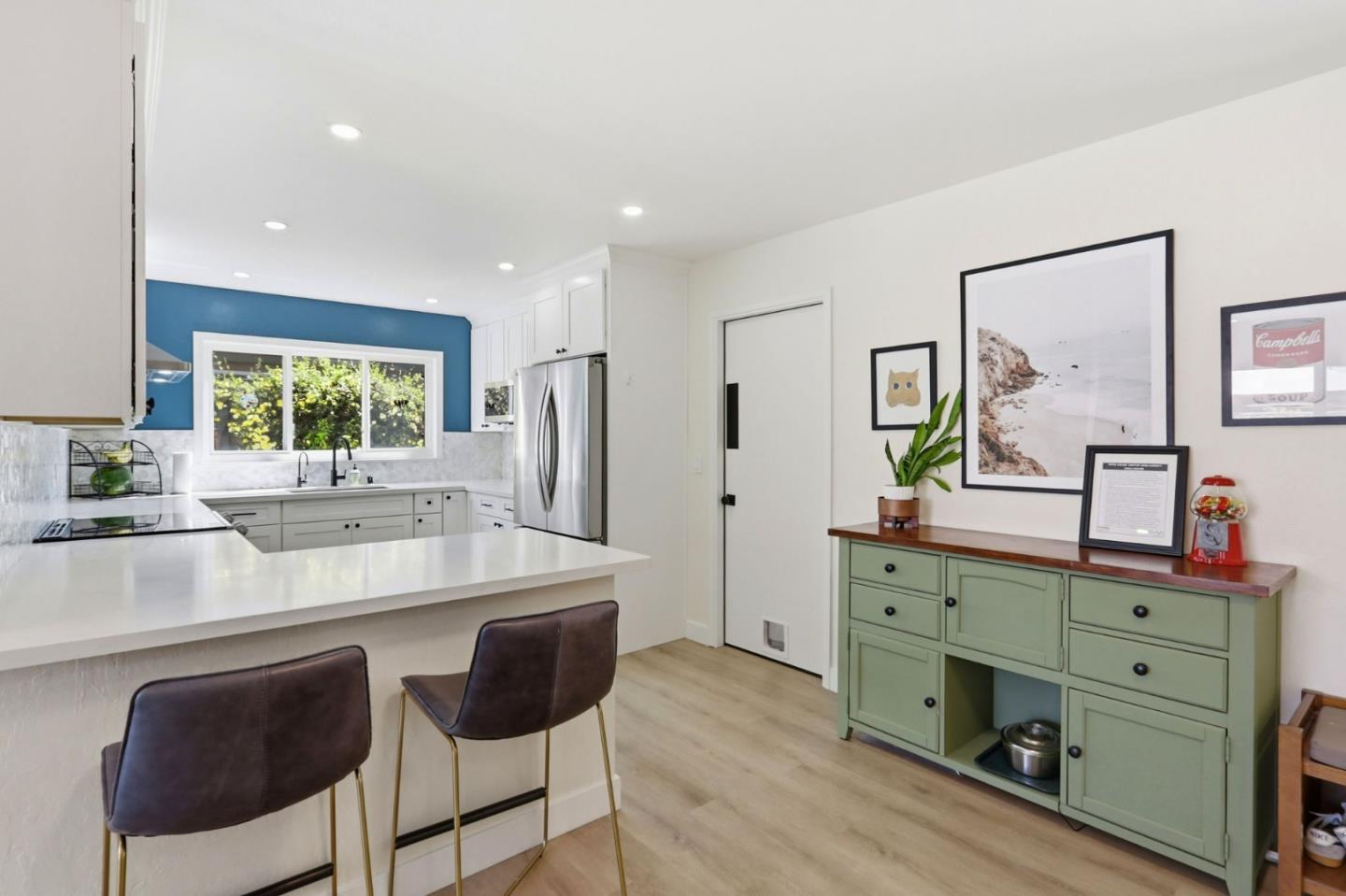 Detail Gallery Image 6 of 38 For 3960 Paladin Dr, San Jose,  CA 95124 - 3 Beds | 2 Baths