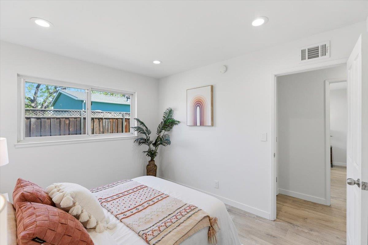 Detail Gallery Image 26 of 43 For 1338 Piland Dr, San Jose,  CA 95130 - 3 Beds | 2 Baths