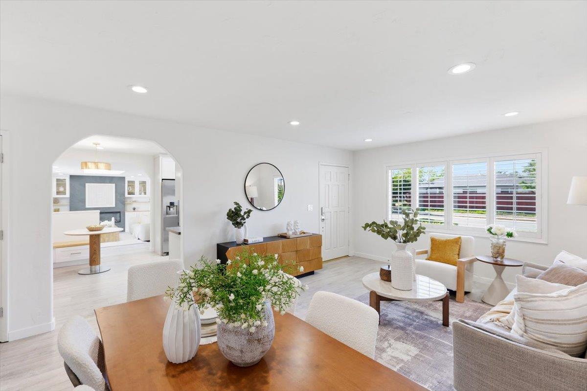 Detail Gallery Image 3 of 43 For 1338 Piland Dr, San Jose,  CA 95130 - 3 Beds | 2 Baths