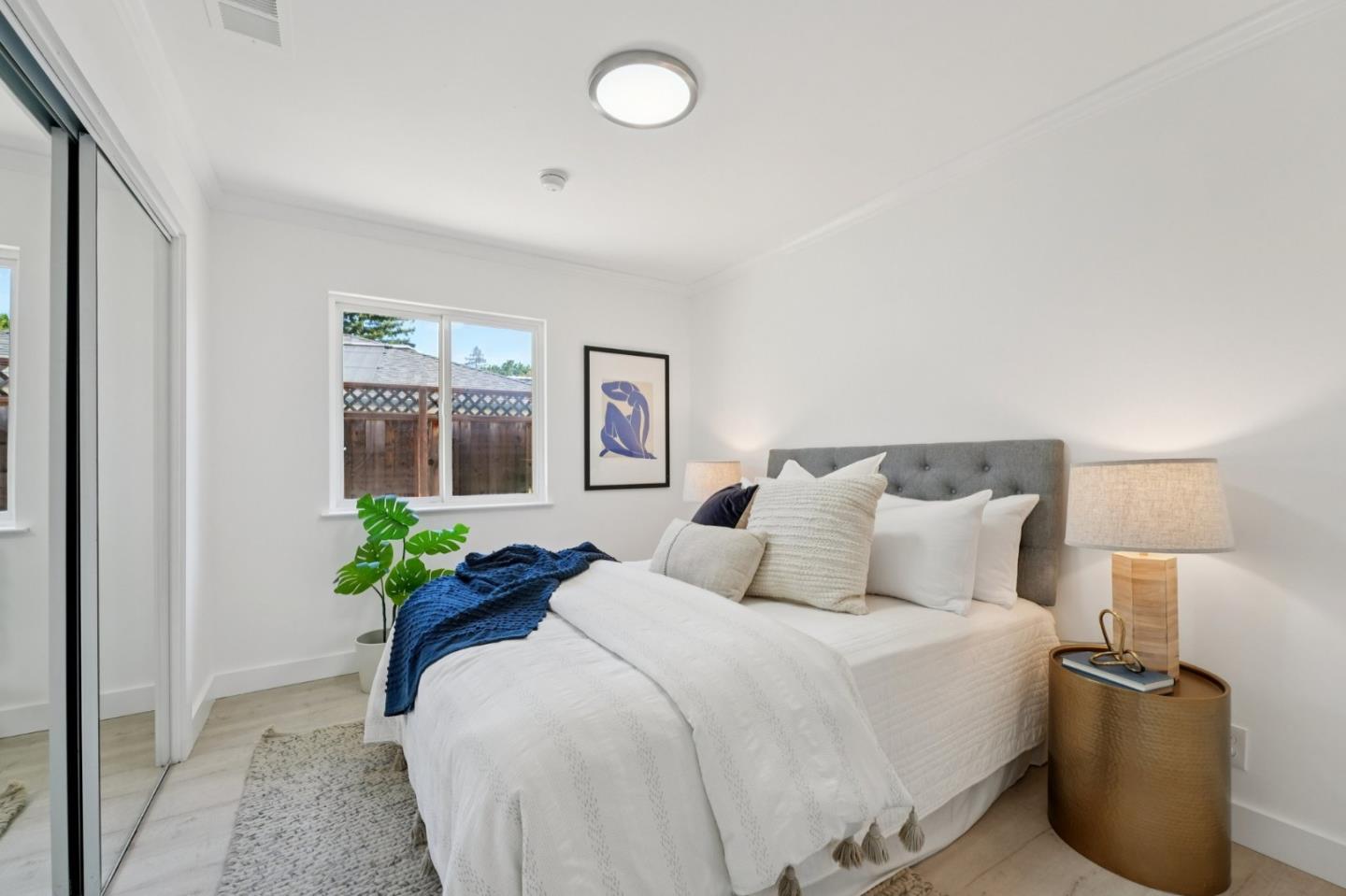 Detail Gallery Image 18 of 38 For 314 Outer Cir, Redwood City,  CA 94062 - 4 Beds | 3 Baths