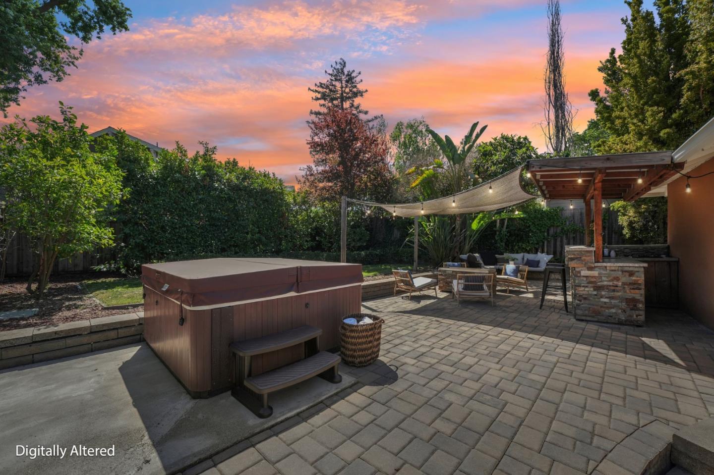 Detail Gallery Image 35 of 38 For 314 Outer Cir, Redwood City,  CA 94062 - 4 Beds | 3 Baths