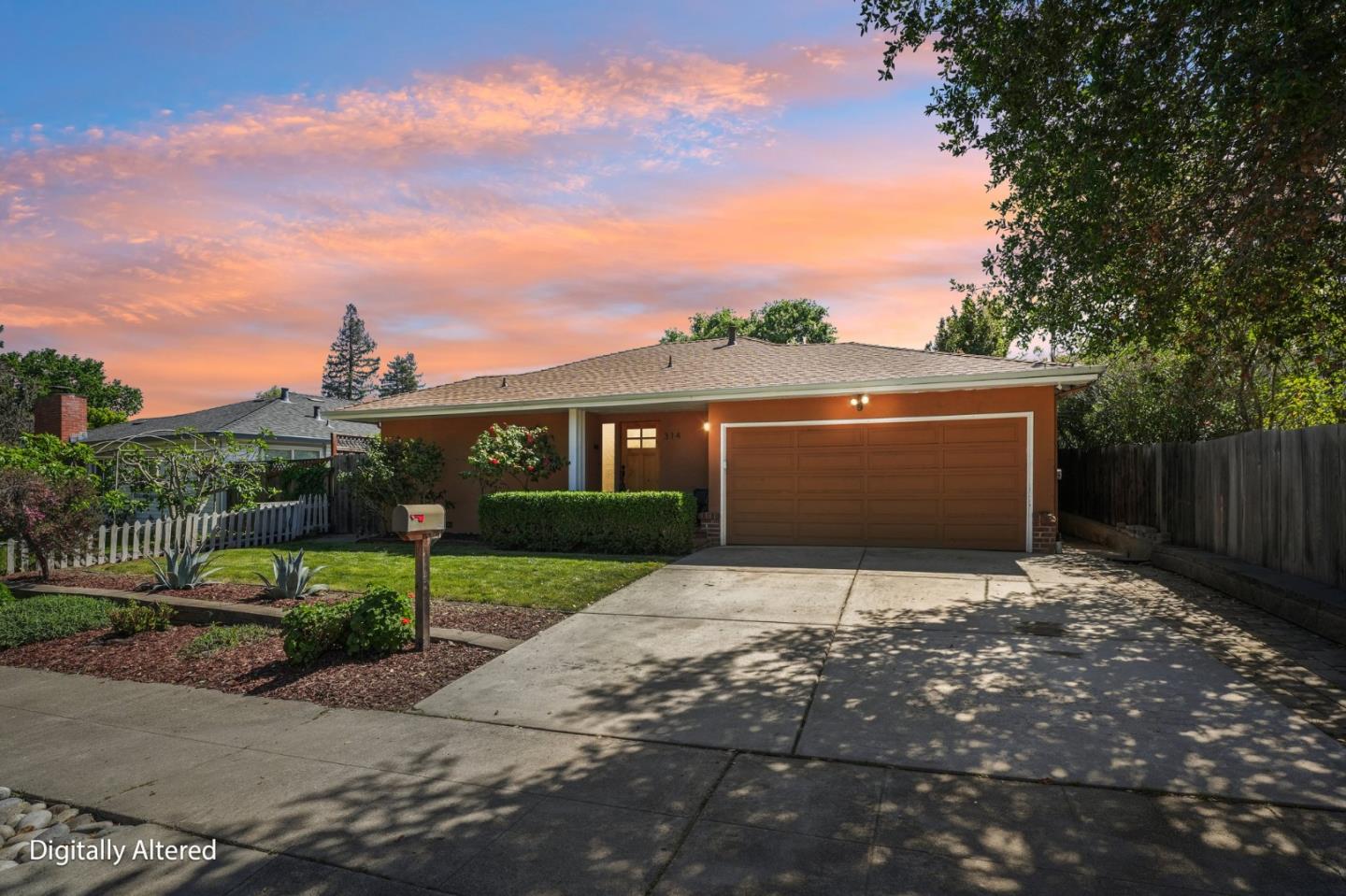 Detail Gallery Image 37 of 38 For 314 Outer Cir, Redwood City,  CA 94062 - 4 Beds | 3 Baths