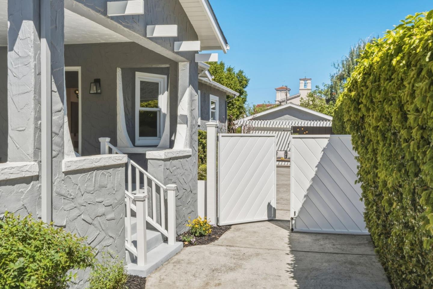 Detail Gallery Image 27 of 40 For 359 Hudson St, Redwood City,  CA 94062 - 4 Beds | 3 Baths