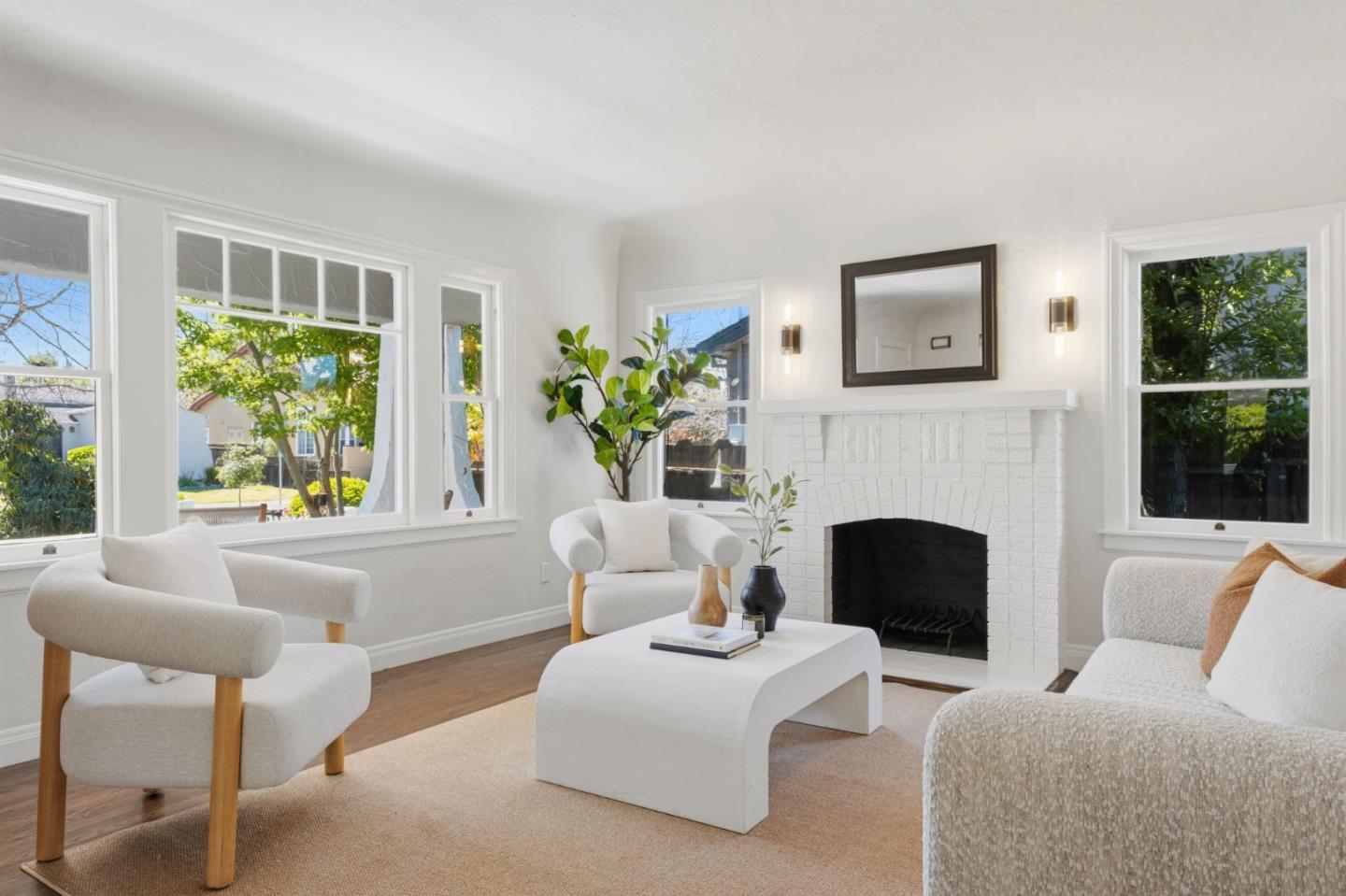 Detail Gallery Image 7 of 40 For 359 Hudson St, Redwood City,  CA 94062 - 4 Beds | 3 Baths