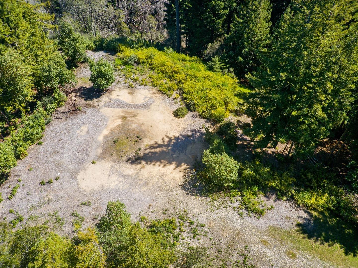 Detail Gallery Image 3 of 24 For 235 Feather Ln, Santa Cruz,  CA 95060 - – Beds | – Baths