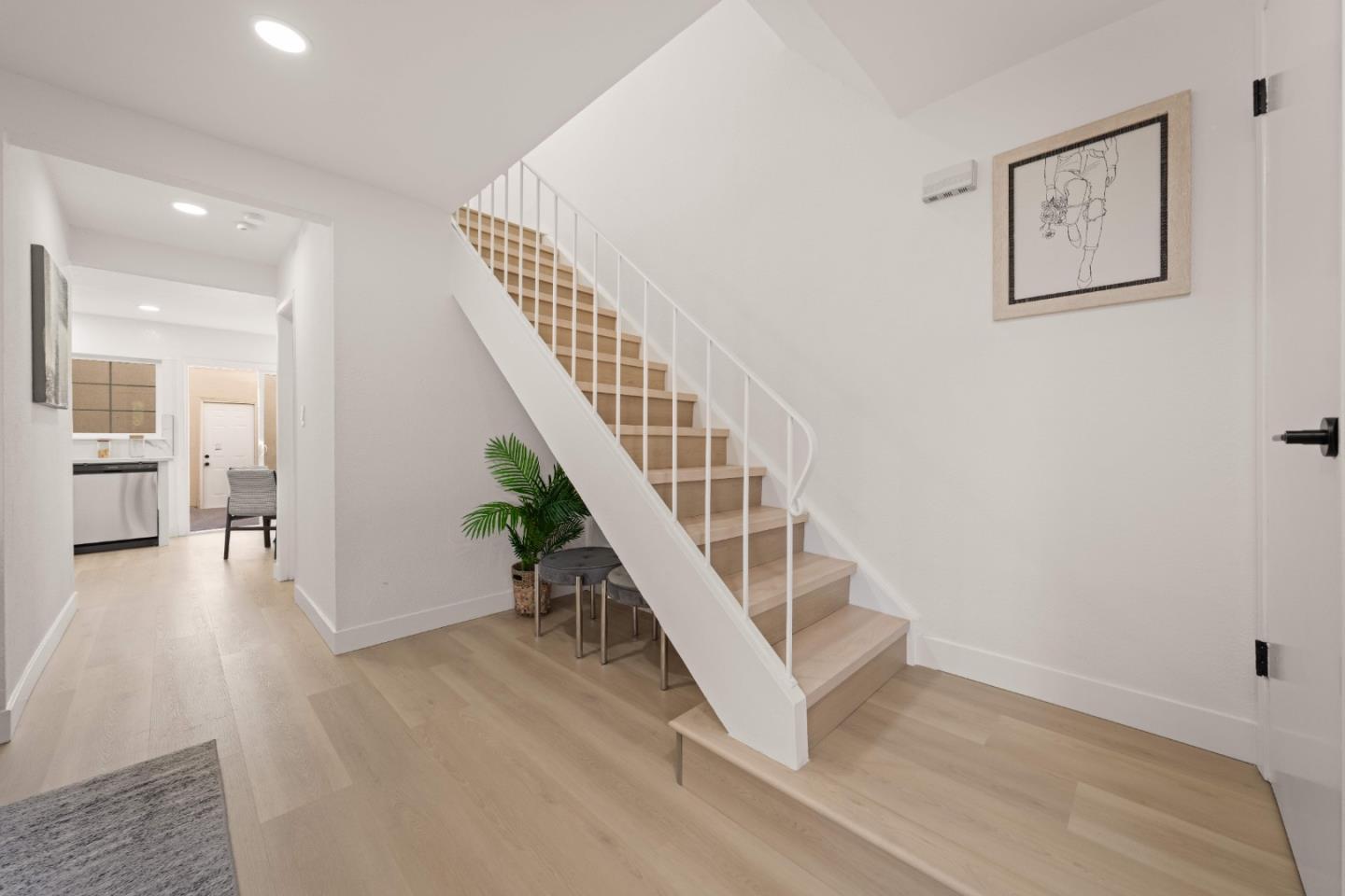 Photo #16: ML82040105 Listing: Photo #16