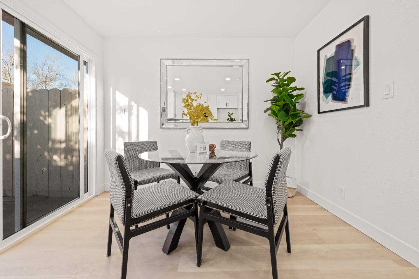 Photo #6: ML82040105 Listing: Photo #6