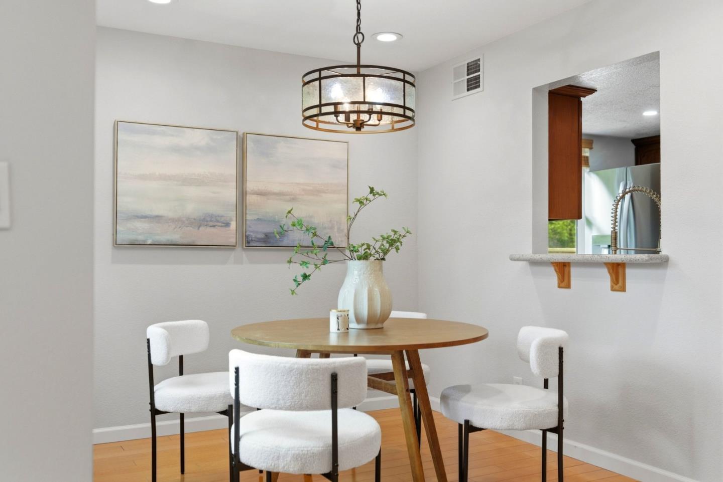 Detail Gallery Image 2 of 25 For 5386 Makati Cir, San Jose,  CA 95123 - 2 Beds | 2 Baths