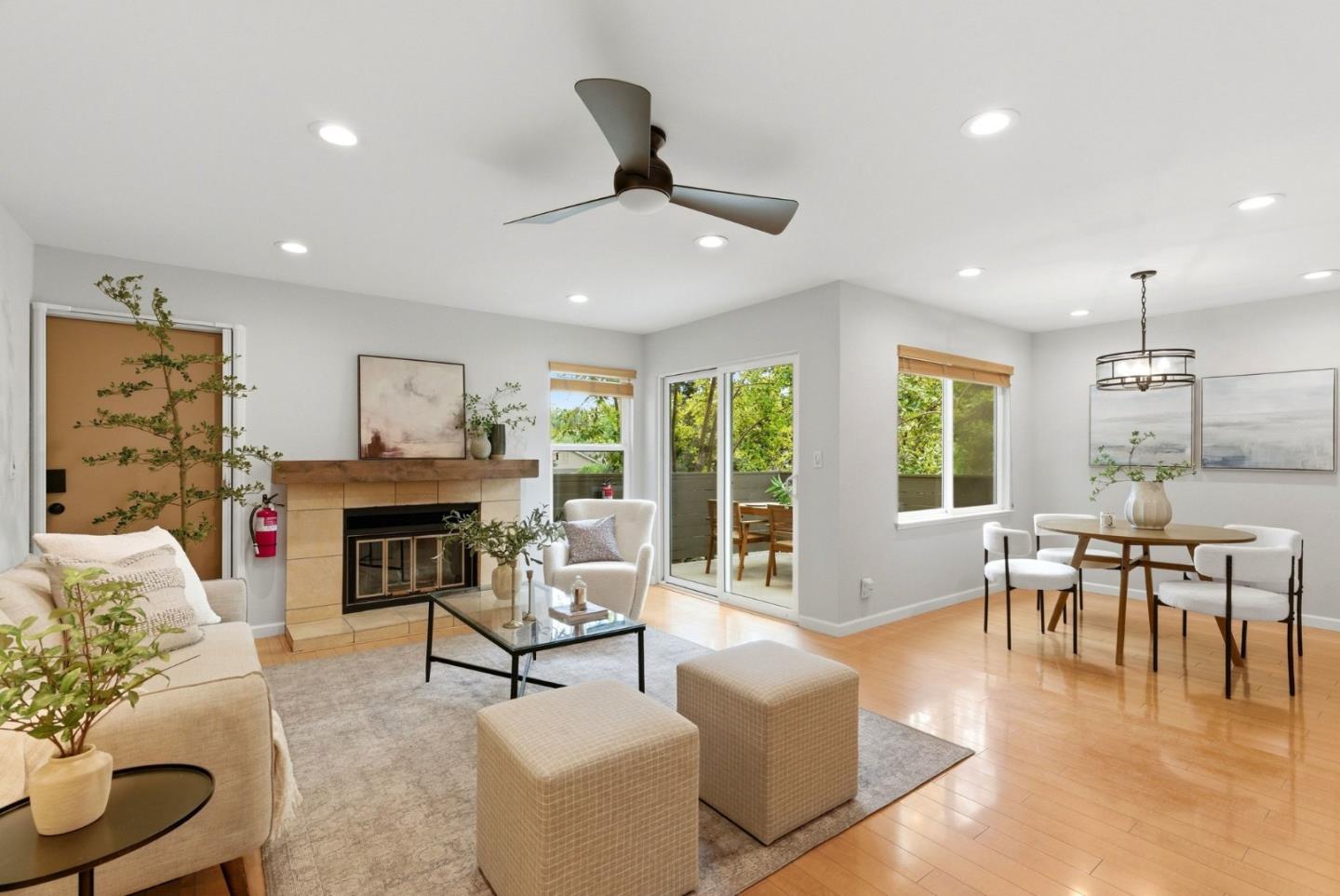 Detail Gallery Image 3 of 25 For 5386 Makati Cir, San Jose,  CA 95123 - 2 Beds | 2 Baths