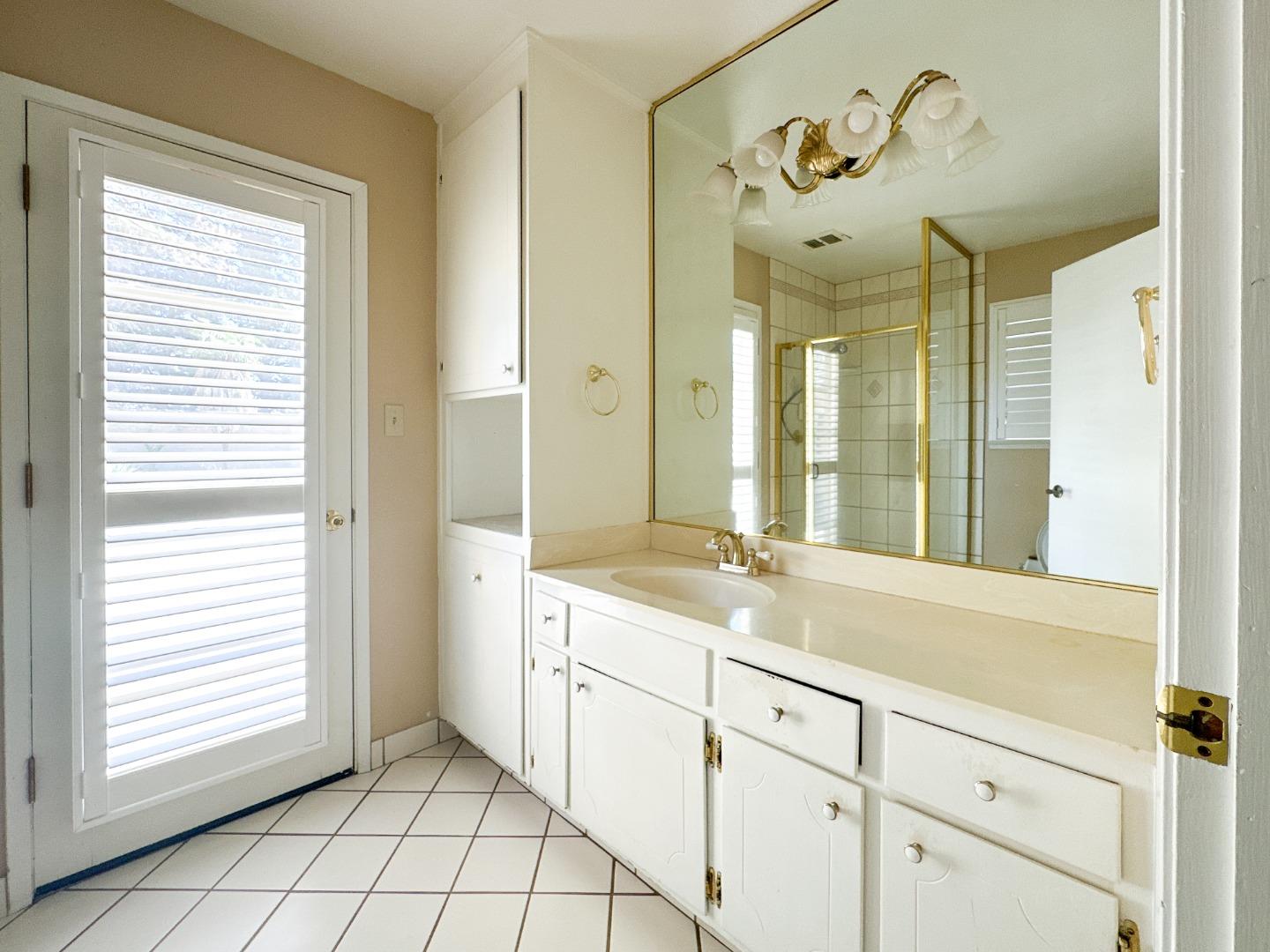 Detail Gallery Image 18 of 44 For 19400 Desiree Ln, Woodbridge,  CA 95258 - 3 Beds | 2/1 Baths