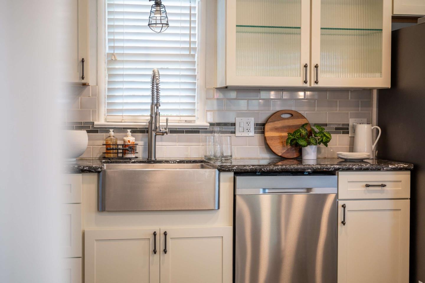 Detail Gallery Image 32 of 48 For 1 Serrano Way, Del Rey Oaks,  CA 93940 - 2 Beds | 1 Baths