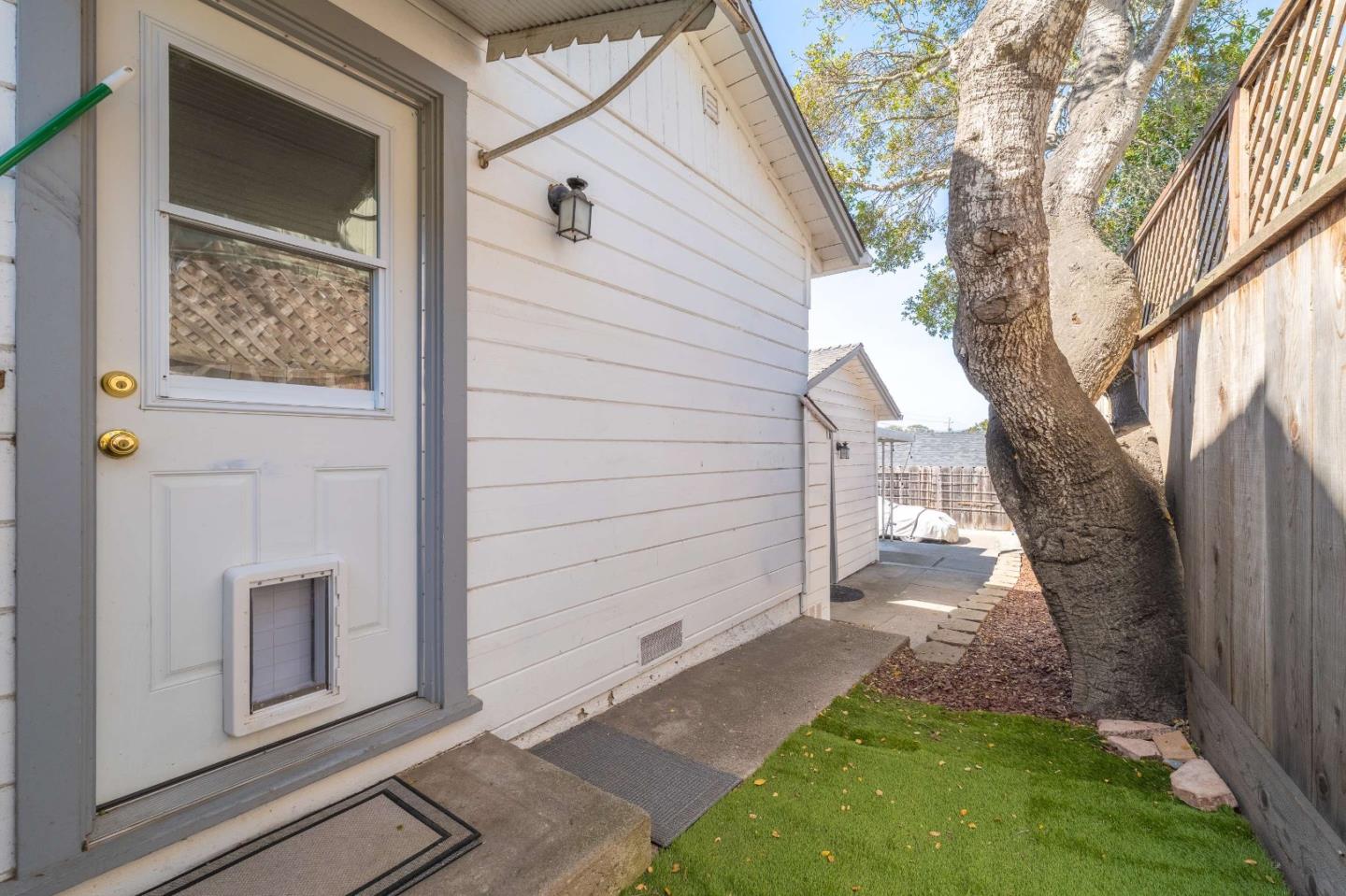 Detail Gallery Image 39 of 48 For 1 Serrano Way, Del Rey Oaks,  CA 93940 - 2 Beds | 1 Baths