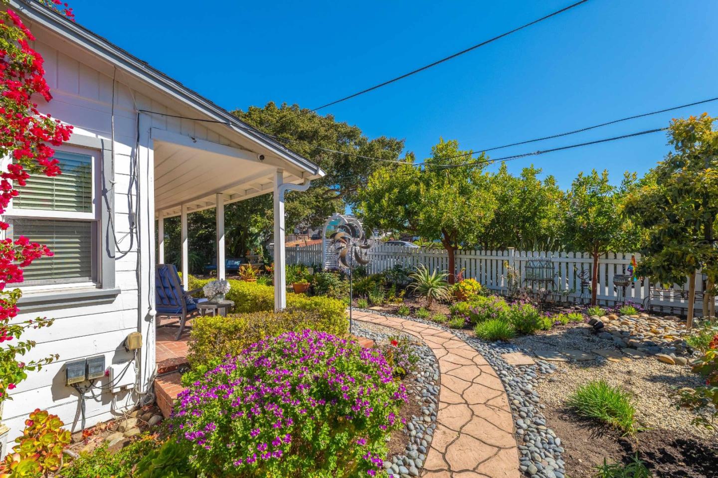 Detail Gallery Image 44 of 48 For 1 Serrano Way, Del Rey Oaks,  CA 93940 - 2 Beds | 1 Baths