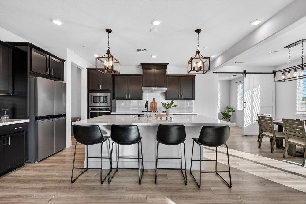 Detail Gallery Image 20 of 61 For 288 Luna Way, Hollister,  CA 95023 - 4 Beds | 3/1 Baths