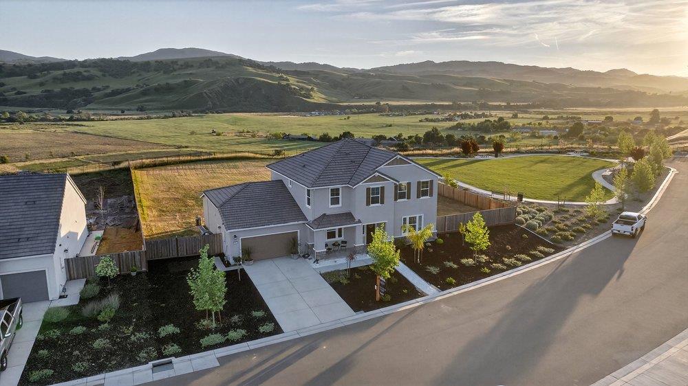 Detail Gallery Image 56 of 61 For 288 Luna Way, Hollister,  CA 95023 - 4 Beds | 3/1 Baths