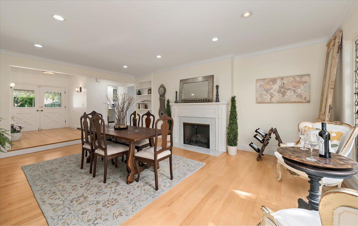 Detail Gallery Image 11 of 27 For 1722 Sweetbriar Dr, San Jose,  CA 95125 - 4 Beds | 2/1 Baths