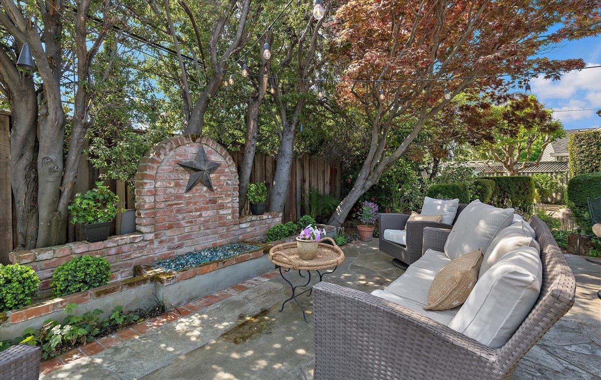 Detail Gallery Image 25 of 27 For 1722 Sweetbriar Dr, San Jose,  CA 95125 - 4 Beds | 2/1 Baths