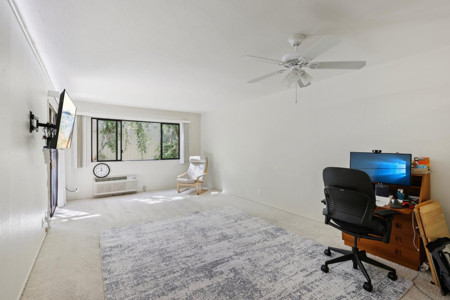 Photo #5: ML82040112 Listing: Photo #5