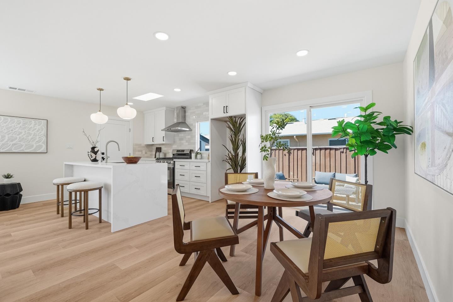 Detail Gallery Image 15 of 44 For 2177 Santa Cruz Ave, Santa Clara,  CA 95051 - 3 Beds | 2 Baths