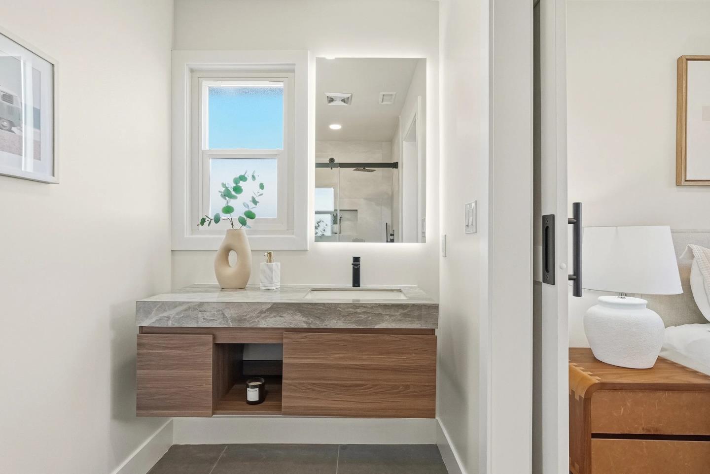 Detail Gallery Image 22 of 44 For 2177 Santa Cruz Ave, Santa Clara,  CA 95051 - 3 Beds | 2 Baths