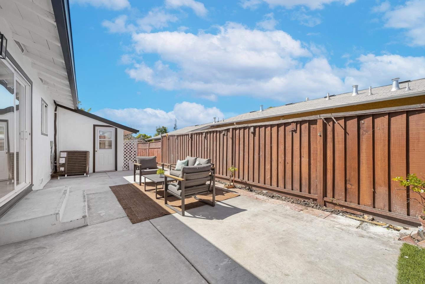 Detail Gallery Image 34 of 44 For 2177 Santa Cruz Ave, Santa Clara,  CA 95051 - 3 Beds | 2 Baths