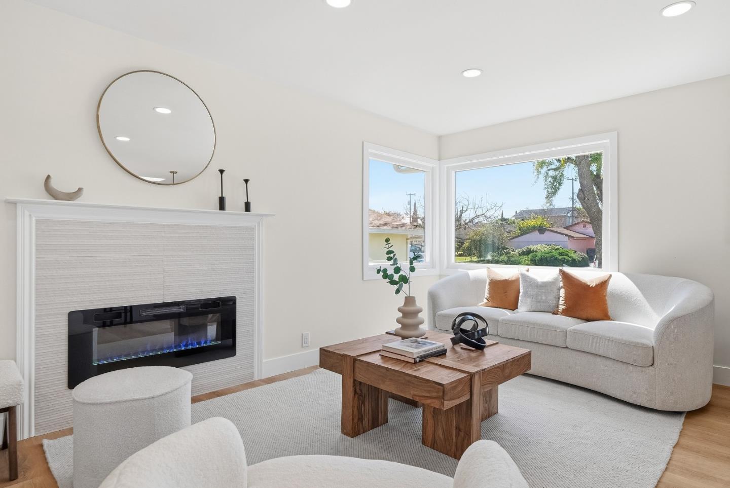 2177 Santa Cruz Avenue, Santa Clara, CA, 95051