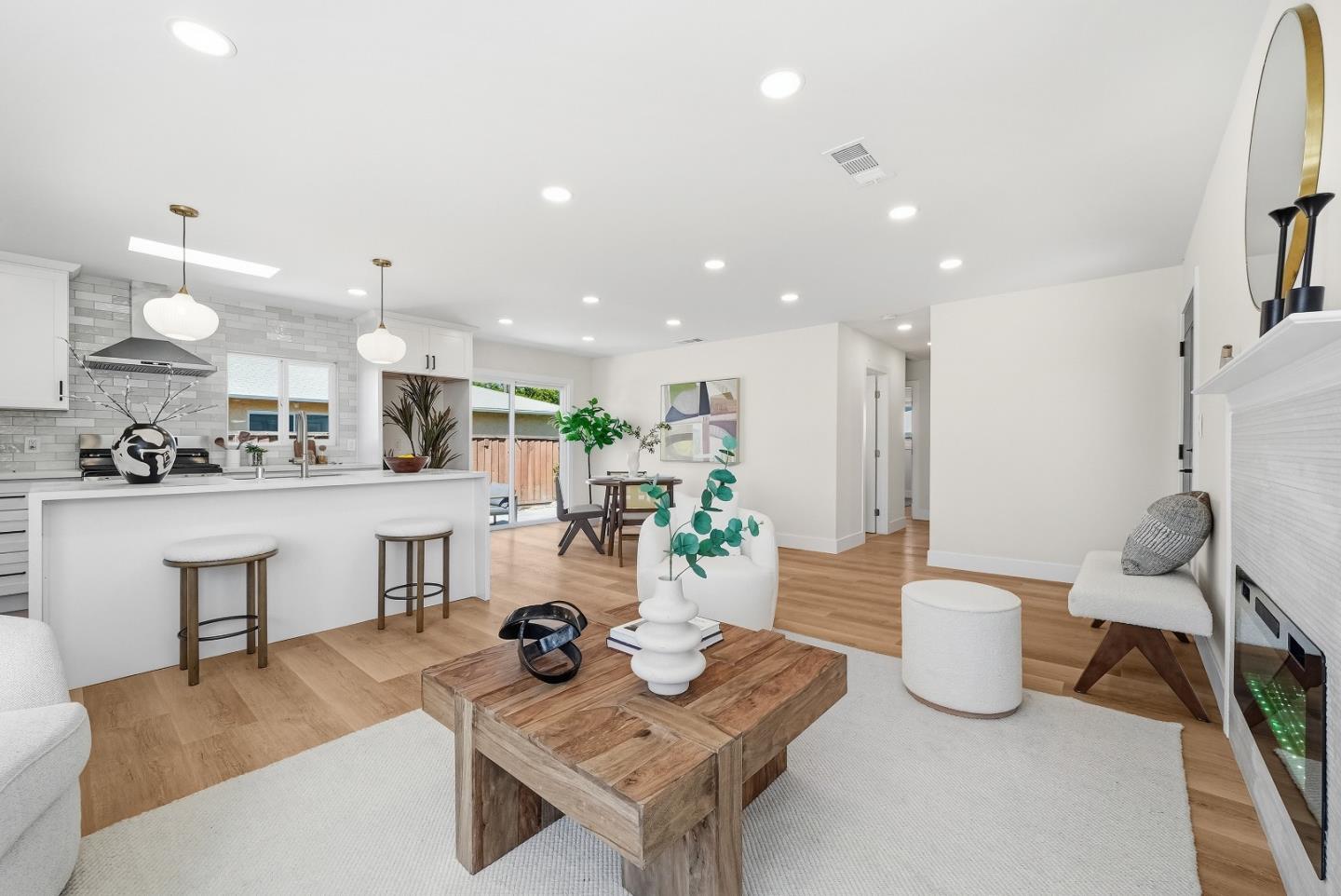 2177 Santa Cruz Avenue, Santa Clara, CA, 95051