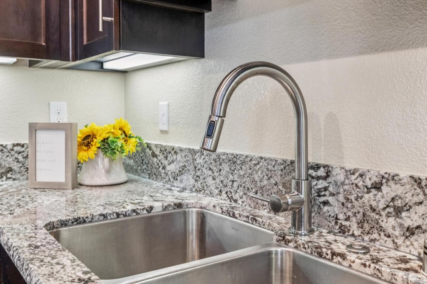 Photo #20: ML82040118 Listing: Photo #20