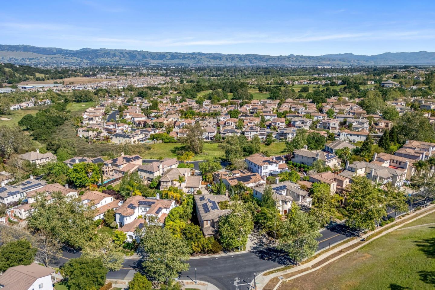 Detail Gallery Image 68 of 75 For 2741 Club Dr, Gilroy,  CA 95020 - 5 Beds | 4 Baths