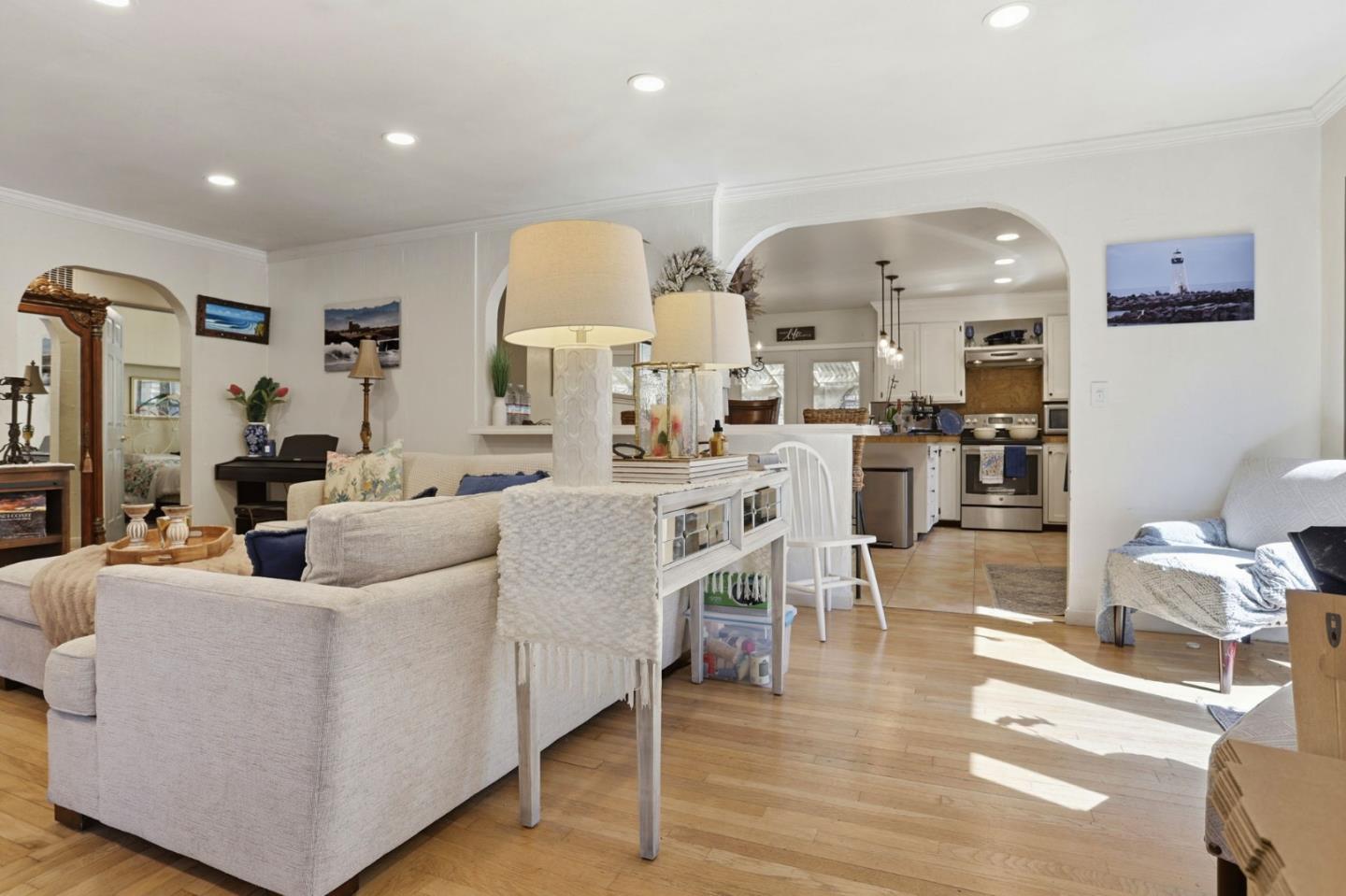 Detail Gallery Image 14 of 43 For 5455 Branciforte Dr, Santa Cruz,  CA 95065 - 4 Beds | 2 Baths