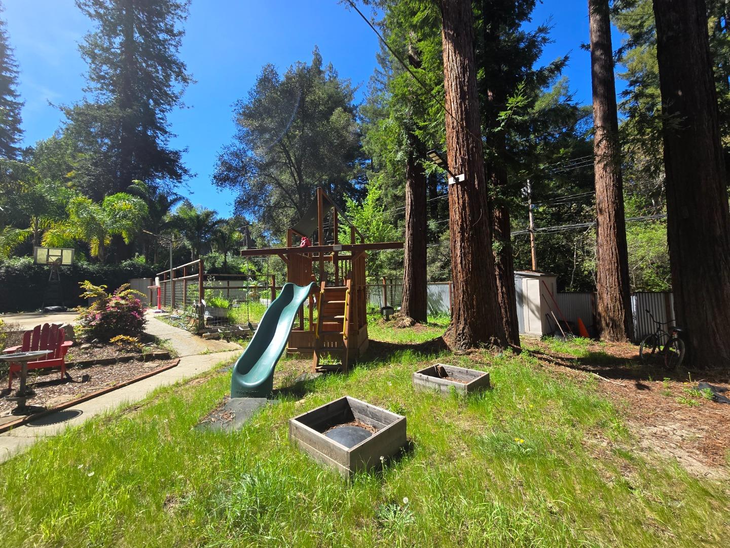 Detail Gallery Image 29 of 43 For 5455 Branciforte Dr, Santa Cruz,  CA 95065 - 4 Beds | 2 Baths