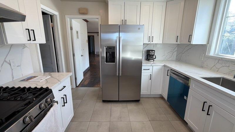 Detail Gallery Image 17 of 34 For 34 Capay Cir, South San Francisco,  CA 94080 - 5 Beds | 2 Baths