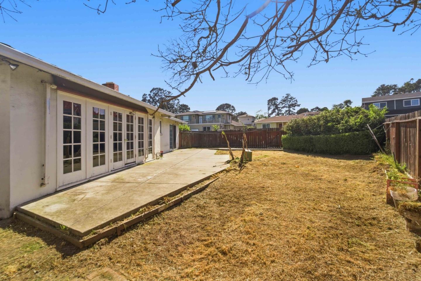 Detail Gallery Image 29 of 34 For 34 Capay Cir, South San Francisco,  CA 94080 - 5 Beds | 2 Baths
