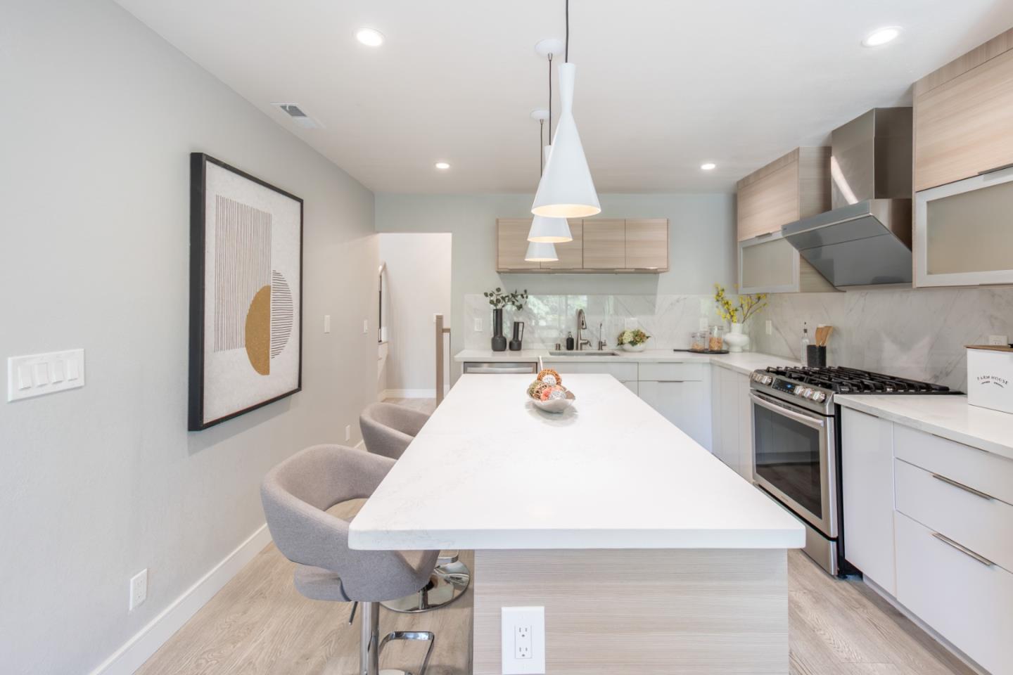 Detail Gallery Image 10 of 53 For 3679 Brach Way, Santa Clara,  CA 95051 - 3 Beds | 2/1 Baths