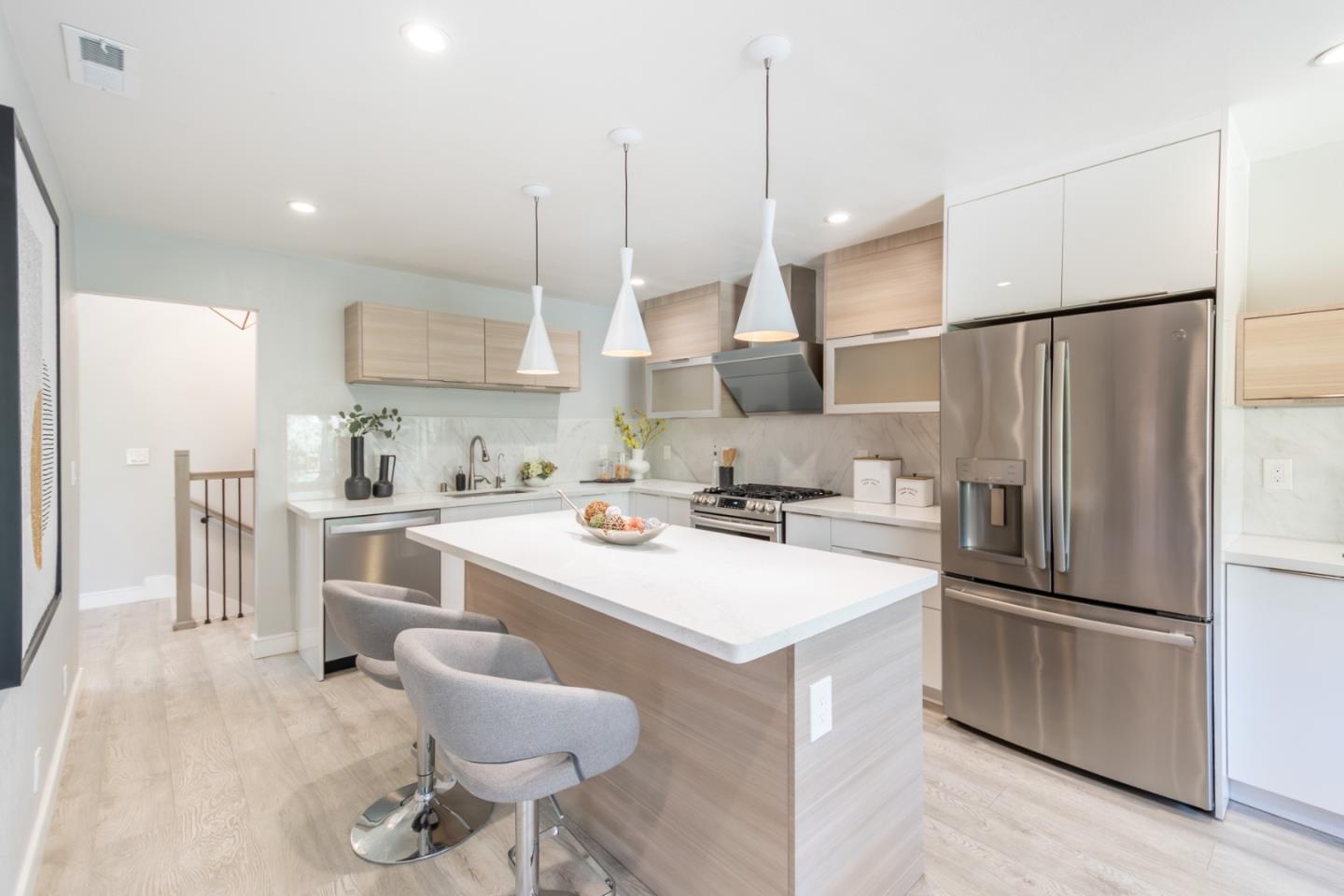 Detail Gallery Image 12 of 53 For 3679 Brach Way, Santa Clara,  CA 95051 - 3 Beds | 2/1 Baths