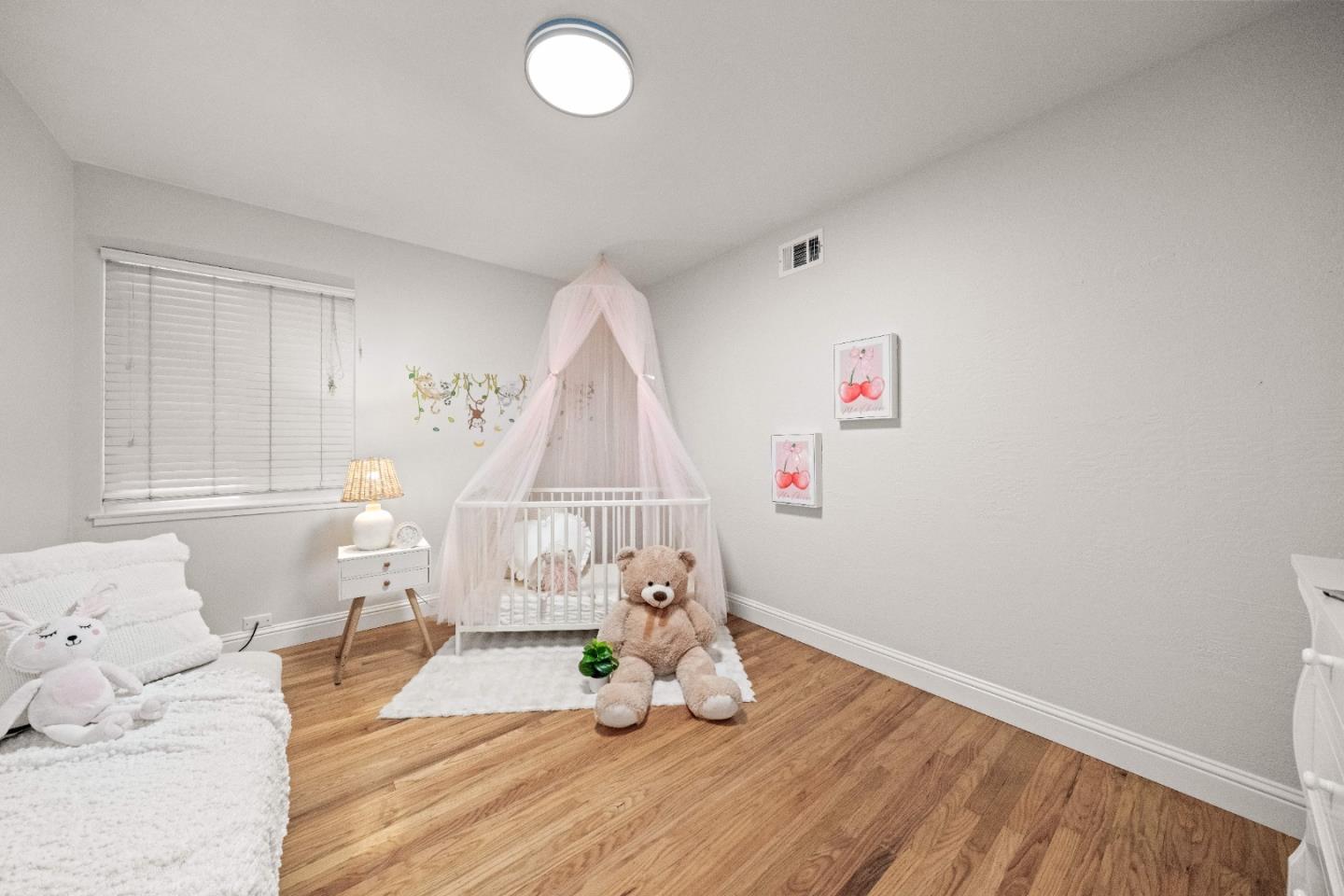 Detail Gallery Image 20 of 31 For 1190 Arlington Ln, San Jose,  CA 95129 - 4 Beds | 2 Baths