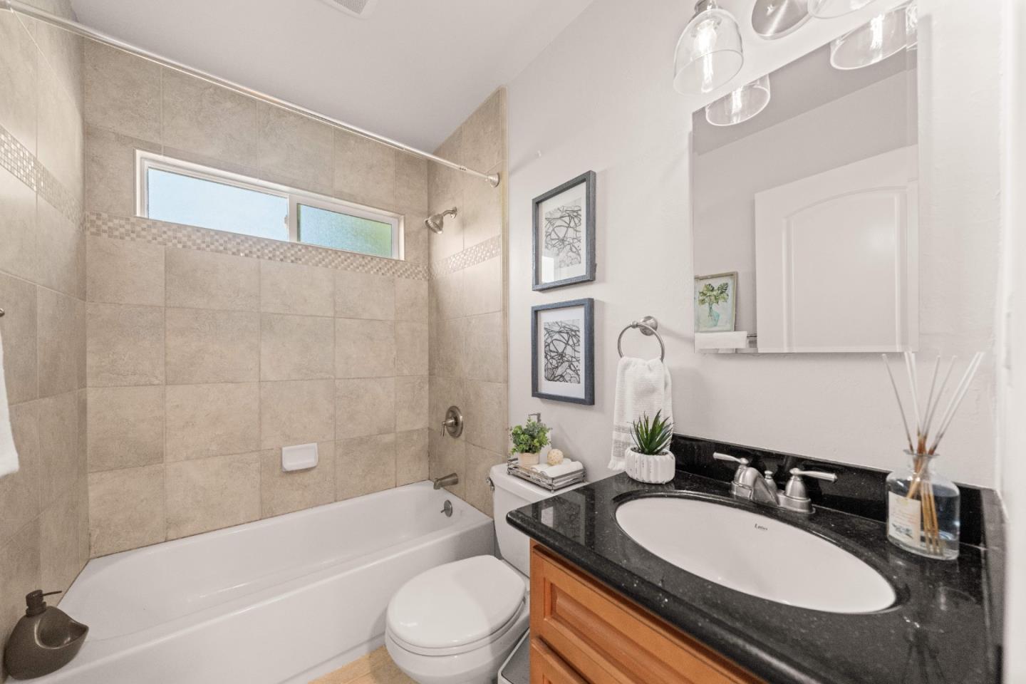 Detail Gallery Image 22 of 31 For 1190 Arlington Ln, San Jose,  CA 95129 - 4 Beds | 2 Baths