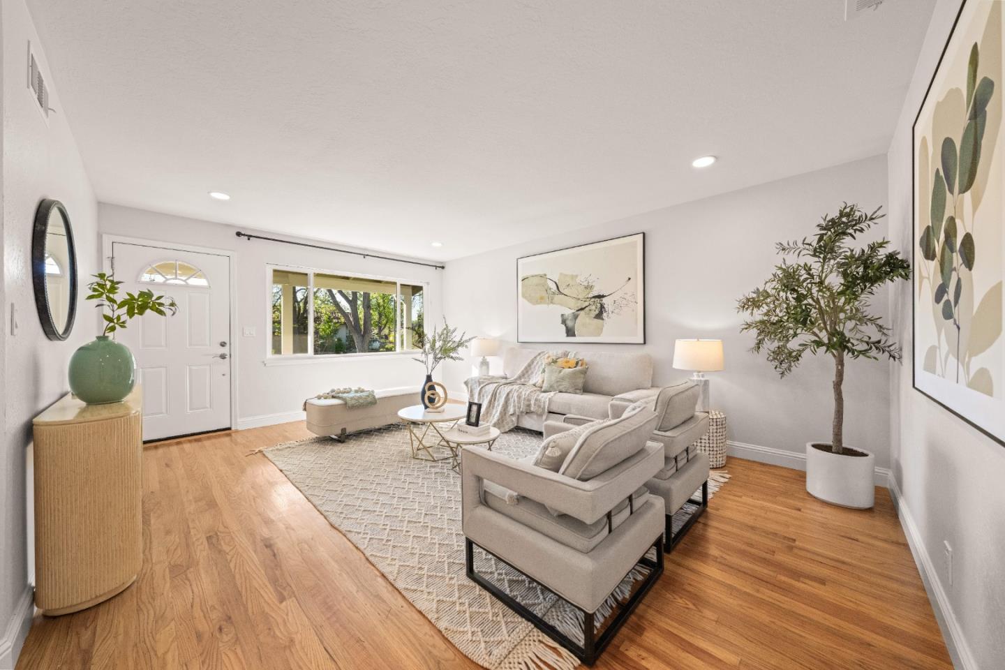 Detail Gallery Image 4 of 31 For 1190 Arlington Ln, San Jose,  CA 95129 - 4 Beds | 2 Baths