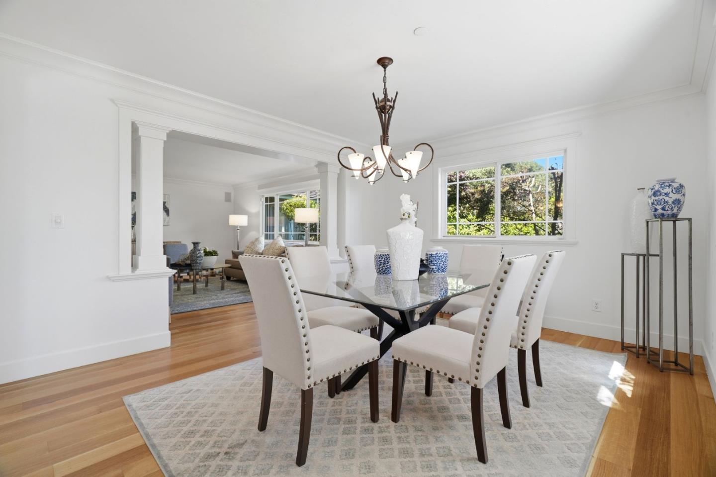 Detail Gallery Image 10 of 43 For 1436 Kyle Ct, Sunnyvale,  CA 94087 - 4 Beds | 2/1 Baths