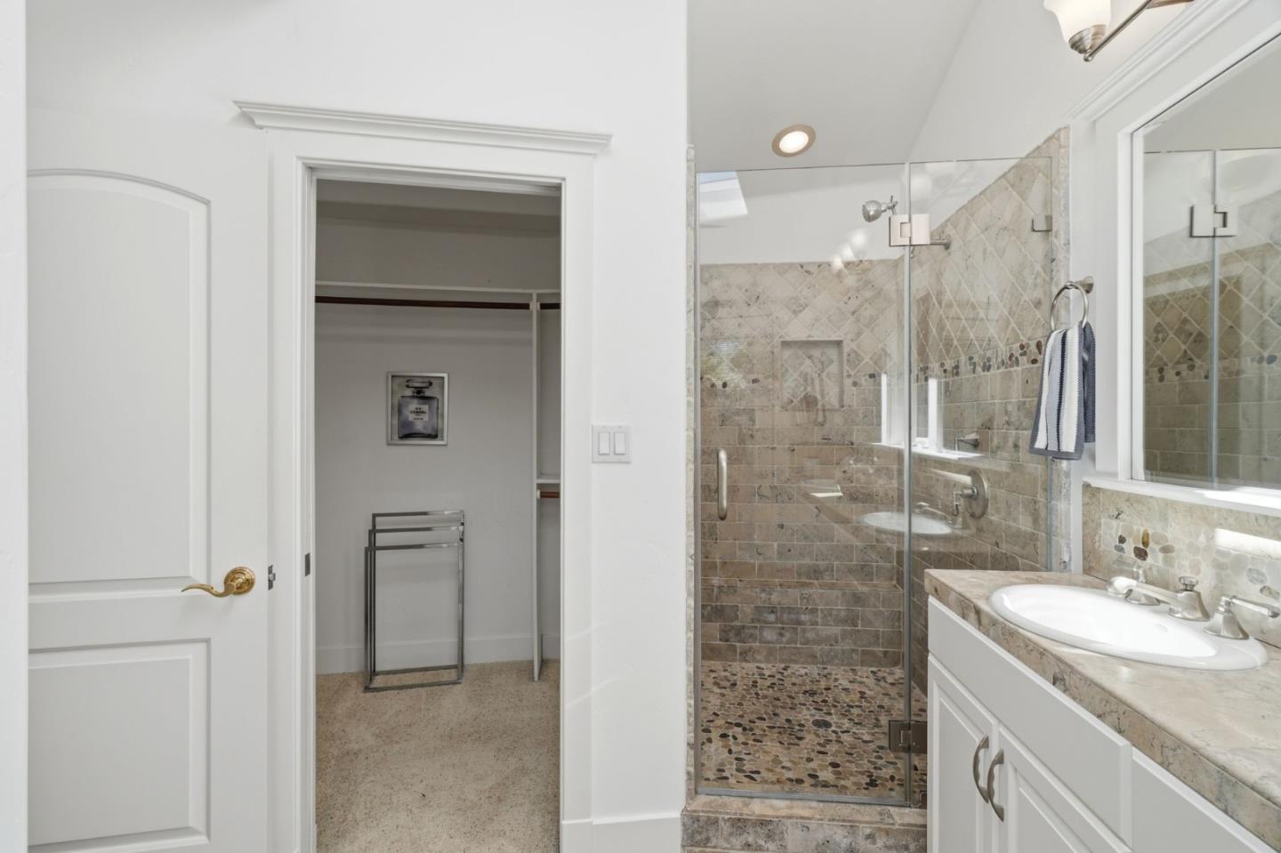 Detail Gallery Image 22 of 43 For 1436 Kyle Ct, Sunnyvale,  CA 94087 - 4 Beds | 2/1 Baths