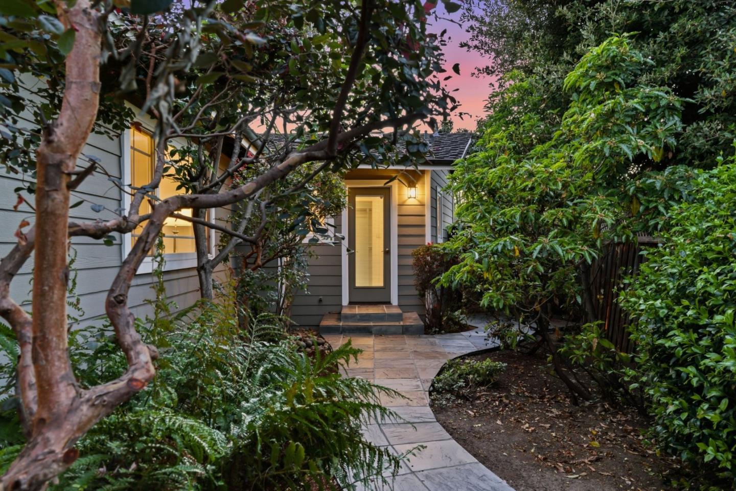 Detail Gallery Image 41 of 43 For 1436 Kyle Ct, Sunnyvale,  CA 94087 - 4 Beds | 2/1 Baths