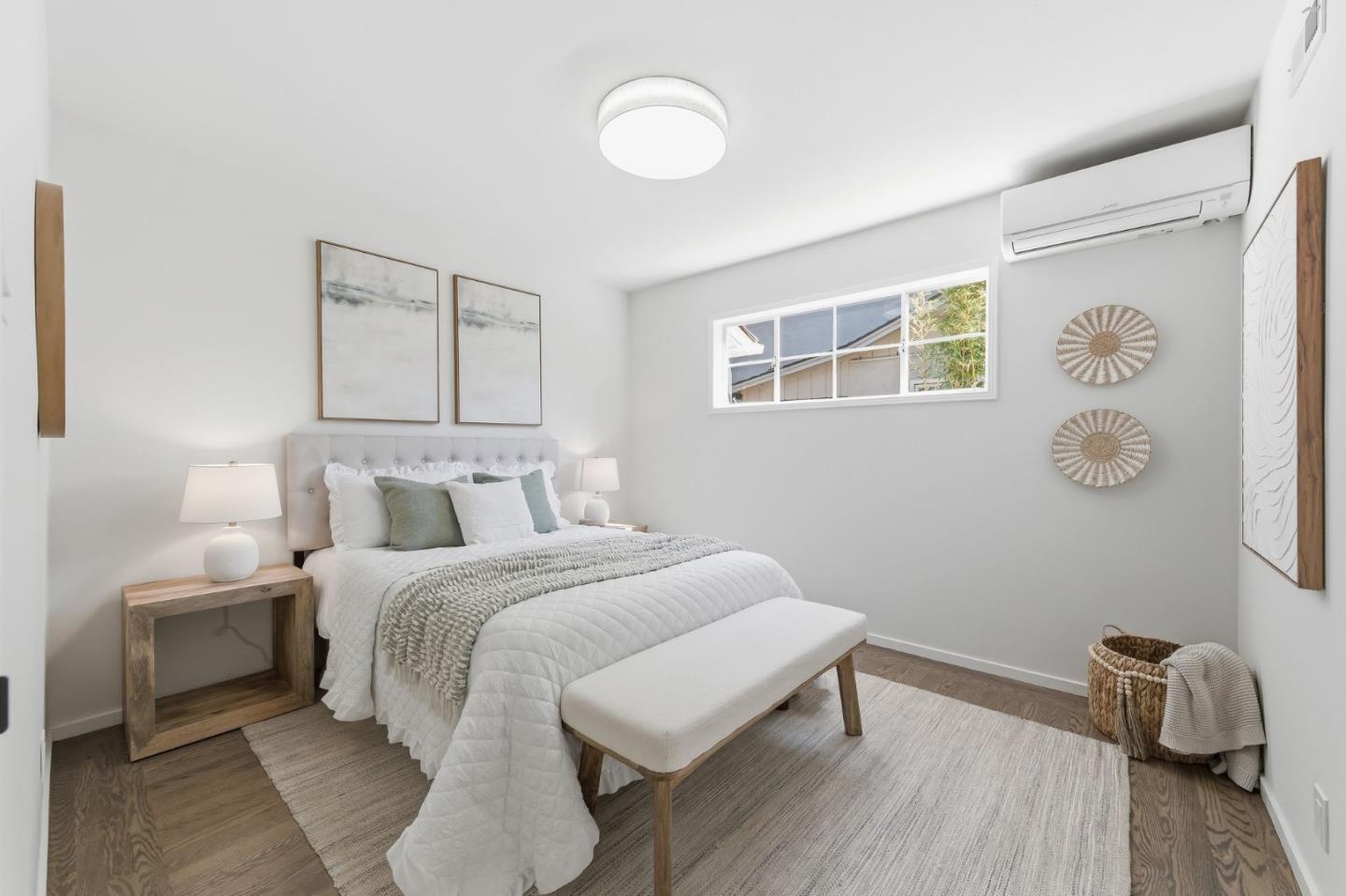 Detail Gallery Image 13 of 24 For 2518 South Ct, Palo Alto,  CA 94301 - 3 Beds | 2 Baths